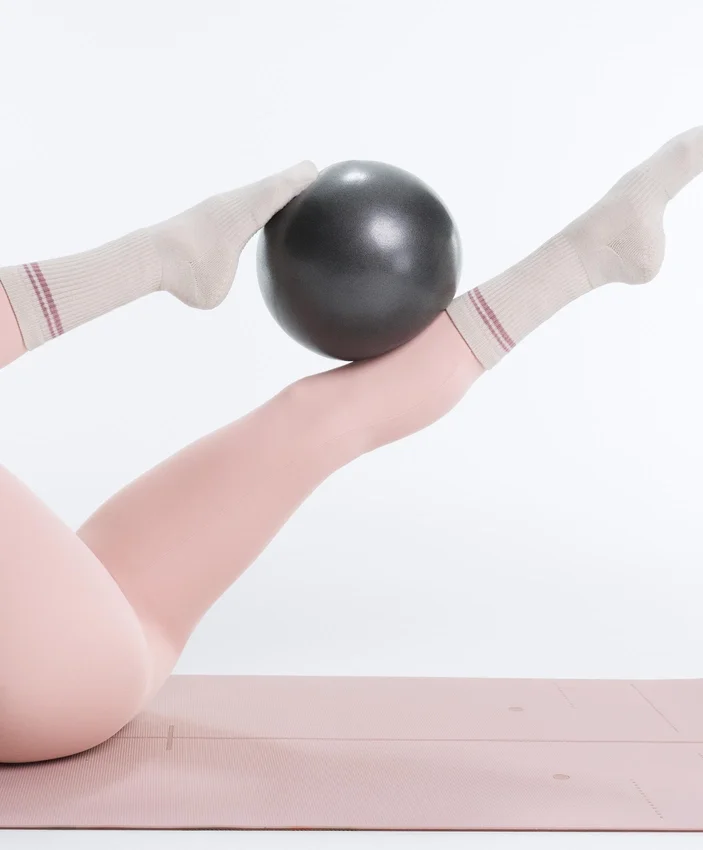 2 perechi de Șosete clasice din amestec de bumbac pentru yoga și pilates 2 perechi de Șosete clasice din amestec de bumbac pentru yoga și pilates