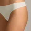 5 tanga invizibilă din amestec de poliamidă tăiată cu laser 5 tanga invizibilă din amestec de poliamidă tăiată cu laser