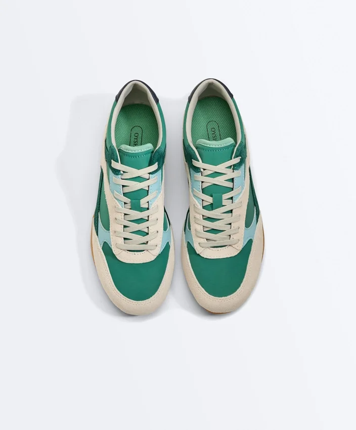 Adidași în stil retro Adidași în stil retro