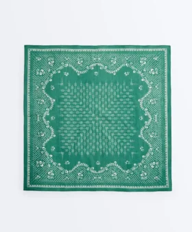 Bandana 100% bumbac cu imprimeu floral Bandana 100% bumbac cu imprimeu floral
