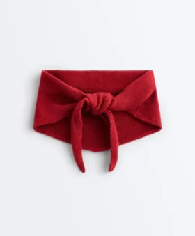 Bandana tricotată din 90% lână și 10% cașmir Bandana tricotată din 90% lână și 10% cașmir