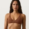 Bikinis cu guler încrețit Bikinis cu guler încrețit