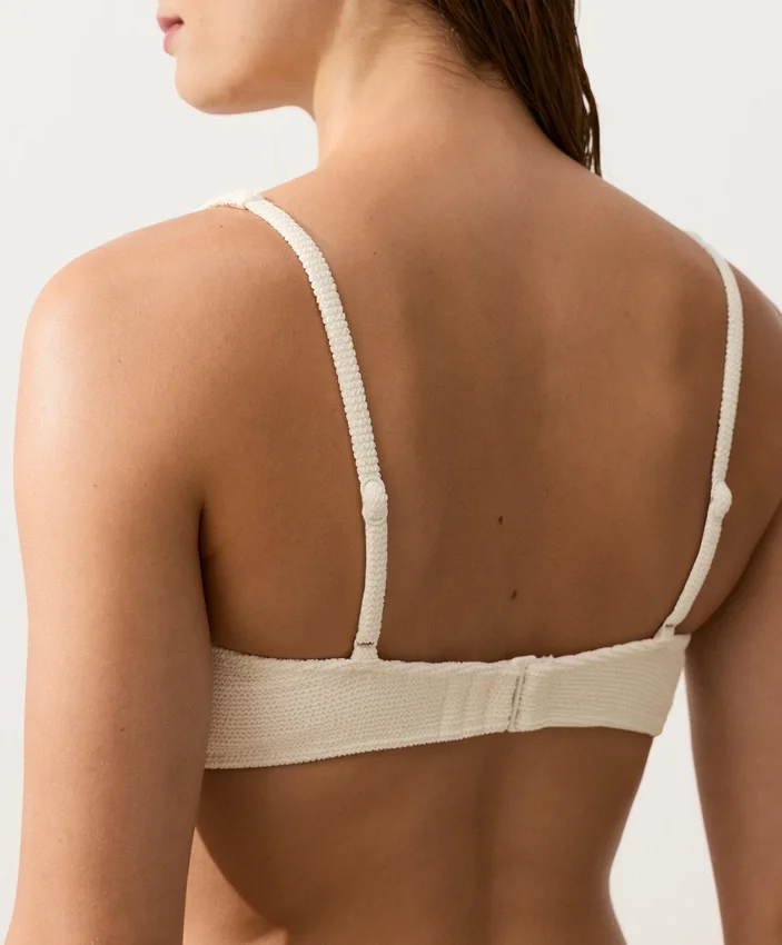 Bikinis cu guler încrețit Bikinis cu guler încrețit