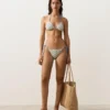 Bikinis triunghiuliari cu valuri contrastante croșetate Bikinis triunghiuliari cu valuri contrastante croșetate