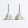 Bikinis triunghiuliari cu valuri contrastante croșetate Bikinis triunghiuliari cu valuri contrastante croșetate