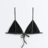 Bikinis triunghiuliari din jacquard cu efect spălat Bikinis triunghiuliari din jacquard cu efect spălat