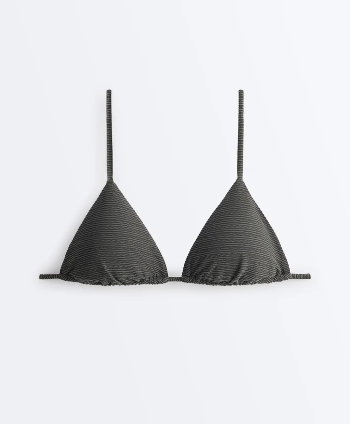 Bikinis triunghiuliari din jacquard cu efect spălat Bikinis triunghiuliari din jacquard cu efect spălat