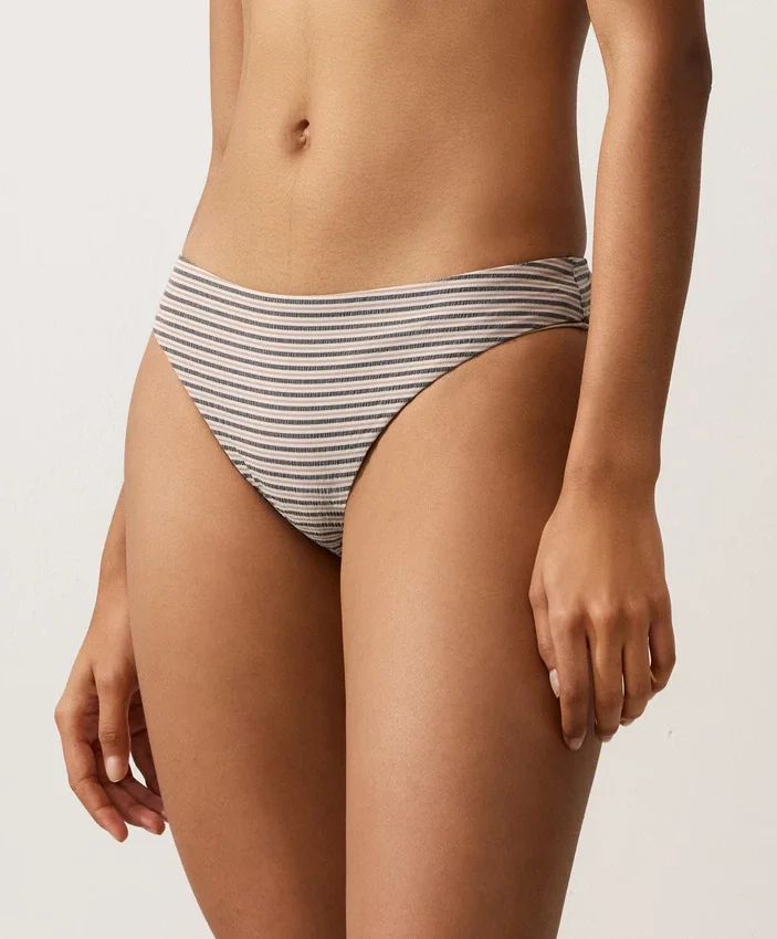 Chiloți clasici de bikini cu dungi Chiloți clasici de bikini cu dungi