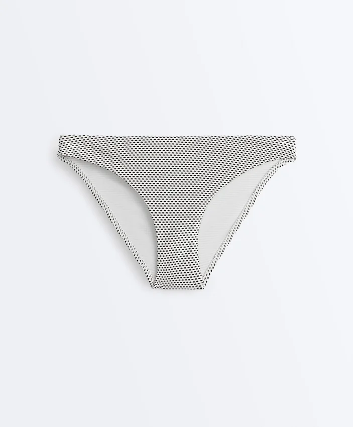 Chiloți clasici de bikini din țesătură jacquard cu buline Chiloți clasici de bikini din țesătură jacquard cu buline