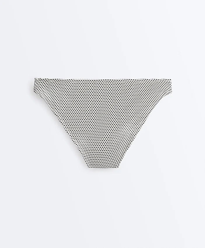 Chiloți clasici de bikini din țesătură jacquard cu buline Chiloți clasici de bikini din țesătură jacquard cu buline