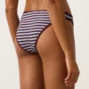 Chiloți de bikini clasici cu dungi texturate Chiloți de bikini clasici cu dungi texturate