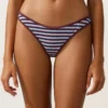 Chiloți de bikini cu acoperire medie, cu decupaj în U și dungi texturate Chiloți de bikini cu acoperire medie, cu decupaj în U și dungi texturate