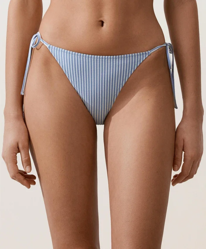 Chiloți de bikini cu acoperire medie, cu dungi texturate și legături Chiloți de bikini cu acoperire medie, cu dungi texturate și legături