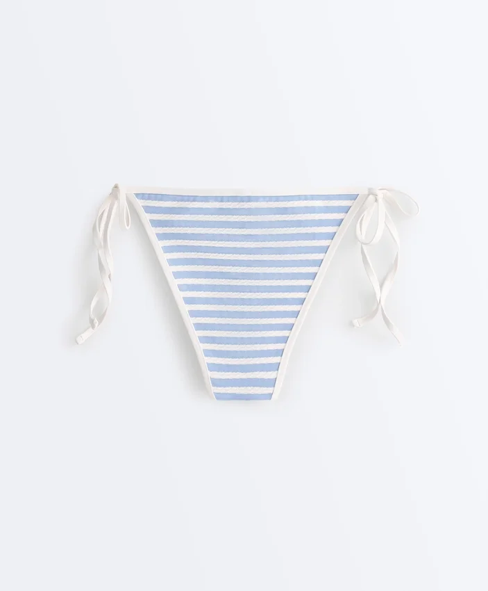 Chiloți de bikini cu acoperire medie, cu dungi texturate și legături Chiloți de bikini cu acoperire medie, cu dungi texturate și legături