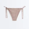 Chiloți de bikini cu acoperire medie, cu imprimeu mini metalic și legături Chiloți de bikini cu acoperire medie, cu imprimeu mini metalic și legături