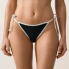Chiloți de bikini cu acoperire medie, cu legături și bordură contrastantă Chiloți de bikini cu acoperire medie, cu legături și bordură contrastantă