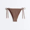 Chiloți de bikini cu acoperire medie, cu legături și imprimeu cu buline mici Chiloți de bikini cu acoperire medie, cu legături și imprimeu cu buline mici