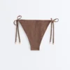 Chiloți de bikini cu acoperire medie, cu legături și imprimeu cu buline mici Chiloți de bikini cu acoperire medie, cu legături și imprimeu cu buline mici