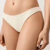 Chiloți de bikini cu acoperire medie, decupaj în U și țesătură șifonată Chiloți de bikini cu acoperire medie, decupaj în U și țesătură șifonată