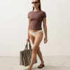 Chiloți de bikini cu acoperire medie, decupaj în U și țesătură șifonată Chiloți de bikini cu acoperire medie, decupaj în U și țesătură șifonată