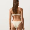 Chiloți de bikini cu acoperire medie, decupaj în U și țesătură șifonată Chiloți de bikini cu acoperire medie, decupaj în U și țesătură șifonată