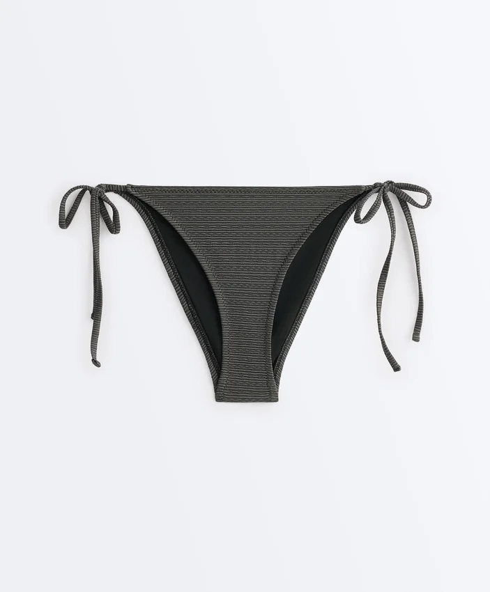 Chiloți de bikini cu acoperire medie și legături, din țesătură jacquard cu efect spălat Chiloți de bikini cu acoperire medie și legături, din țesătură jacquard cu efect spălat