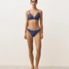 Chiloți de bikini cu decupaj în U, acoperire medie, cu imprimeu în carouri Chiloți de bikini cu decupaj în U, acoperire medie, cu imprimeu în carouri