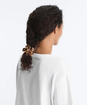 Clemă de accesoriu de păr mică în formă de floare Clemă de accesoriu de păr mică în formă de floare