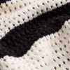 Cămășă polo cu mâneci lungi din bumbac 100%, cu tricotaj deschis în dungi Cămășă polo cu mâneci lungi din bumbac 100%, cu tricotaj deschis în dungi