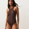 Costume de baie cu bretele încrucișate Costume de baie cu bretele încrucișate