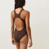 Costume de baie cu bretele încrucișate Costume de baie cu bretele încrucișate