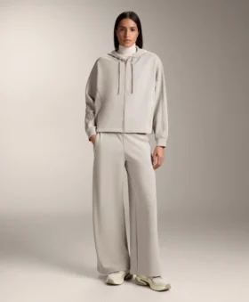 Geci cu glugă și detalii din tricot cu modal periat