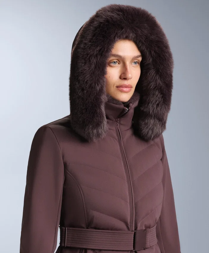 Geci de schi Primaloft® rezistentă la apă, cu croială super-ajustată Geci de schi Primaloft® rezistentă la apă, cu croială super-ajustată