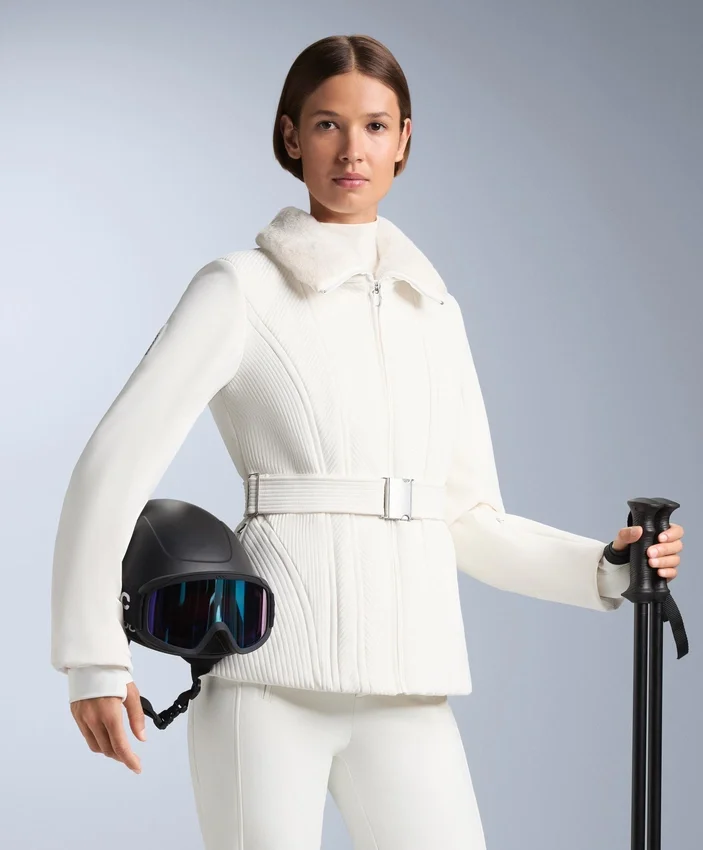 Geci de schi Primaloft® rezistentă la apă, cu croială super-ajustată Geci de schi Primaloft® rezistentă la apă, cu croială super-ajustată