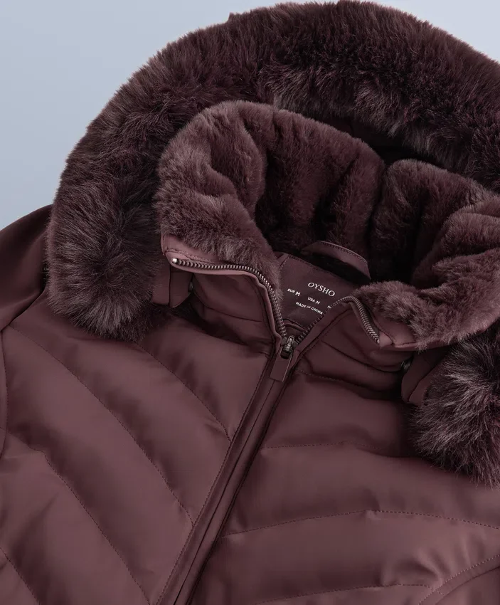 Geci de schi Primaloft® rezistentă la apă, cu croială super-ajustată Geci de schi Primaloft® rezistentă la apă, cu croială super-ajustată
