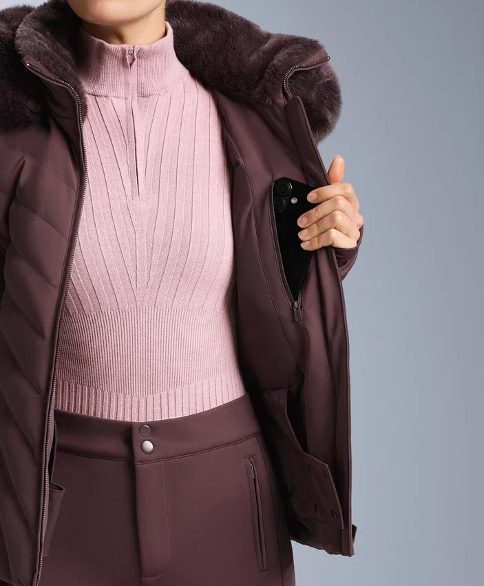 Geci de schi Primaloft® rezistentă la apă, cu croială super-ajustată Geci de schi Primaloft® rezistentă la apă, cu croială super-ajustată