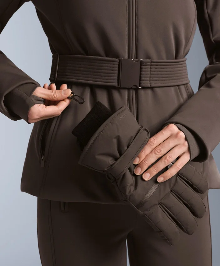 Geci de schi Primaloft® rezistentă la apă, cu croială super-slim Geci de schi Primaloft® rezistentă la apă, cu croială super-slim