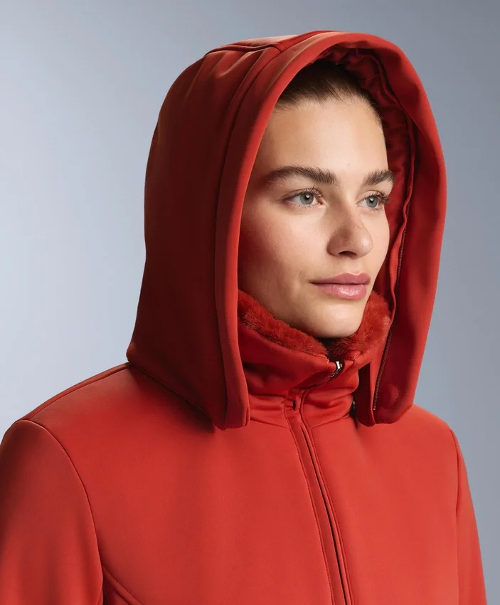 Geci de schi Primaloft® rezistentă la apă, cu croială super-slim Geci de schi Primaloft® rezistentă la apă, cu croială super-slim