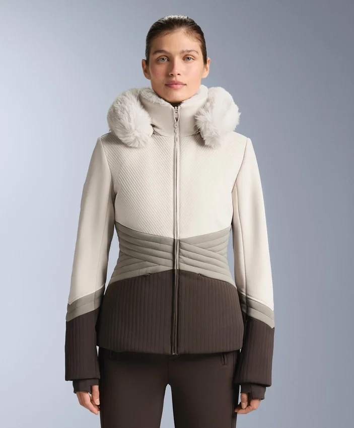 Geci de schi Primaloft® super-ajustate, rezistente la apă, cu blocuri de culoare Geci de schi Primaloft® super-ajustate, rezistente la apă, cu blocuri de culoare