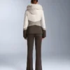 Geci de schi Primaloft® super-ajustate, rezistente la apă, cu blocuri de culoare Geci de schi Primaloft® super-ajustate, rezistente la apă, cu blocuri de culoare