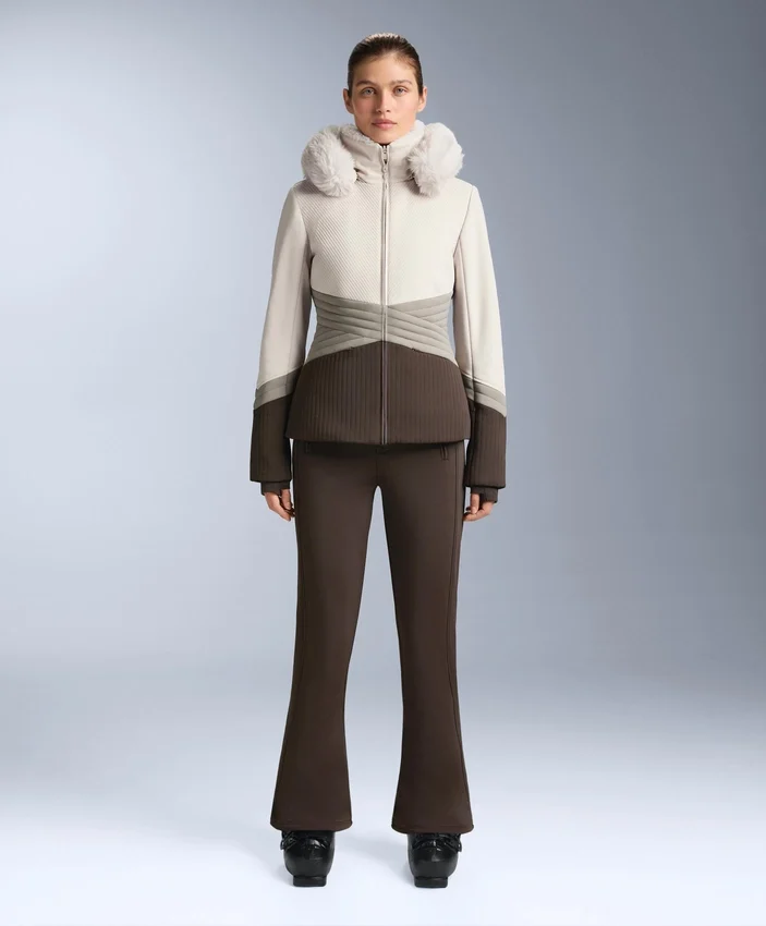 Geci de schi Primaloft® super-ajustate, rezistente la apă, cu blocuri de culoare Geci de schi Primaloft® super-ajustate, rezistente la apă, cu blocuri de culoare