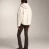 Geci din imitație de piele de oaie cu glugă Geci din imitație de piele de oaie cu glugă