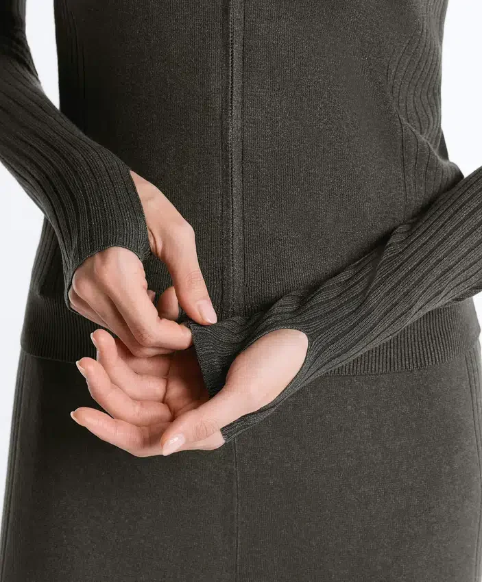 Geci din tricot cu croială slim și glugă Geci din tricot cu croială slim și glugă