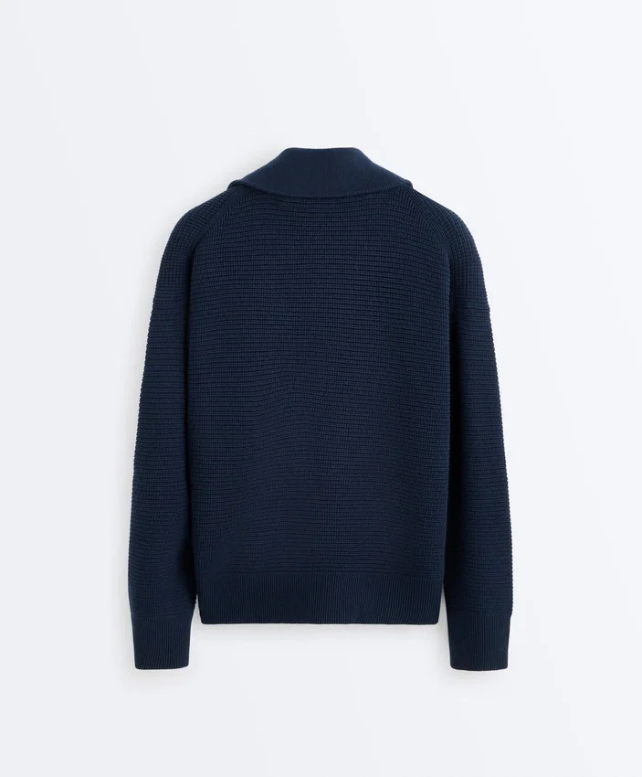 Geci din tricot cu guler înalt Geci din tricot cu guler înalt