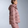 Geci Minardi Piume Ski rezistentă la apă, 80% puf și 20% pene Geci Minardi Piume Ski rezistentă la apă, 80% puf și 20% pene