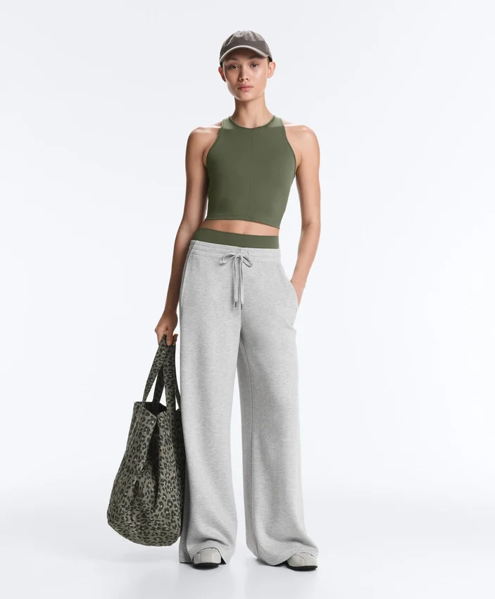 Maiou Comfortlux cu spate decupat Maiou Comfortlux cu spate decupat