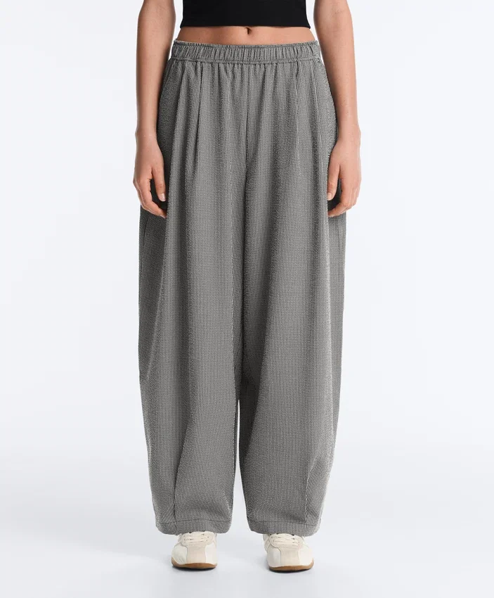 Pantaloni balon din amestec de lyocell cu imprimeu gingham Pantaloni balon din amestec de lyocell cu imprimeu gingham