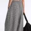 Pantaloni balon din amestec de lyocell cu imprimeu gingham Pantaloni balon din amestec de lyocell cu imprimeu gingham