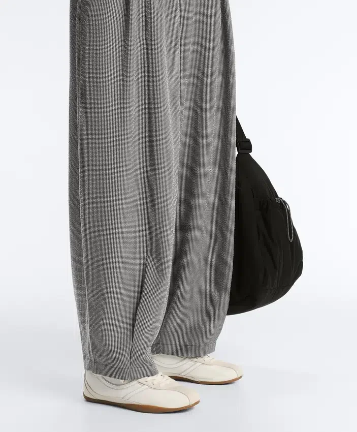 Pantaloni balon din amestec de lyocell cu imprimeu gingham Pantaloni balon din amestec de lyocell cu imprimeu gingham