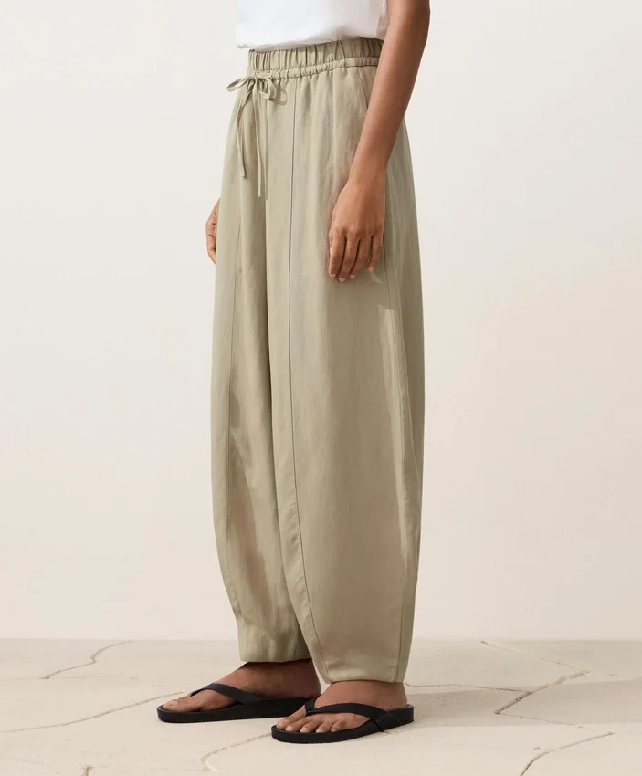 Pantaloni balon din amestec de lyocell și 24% in, cu cusături Pantaloni balon din amestec de lyocell și 24% in, cu cusături